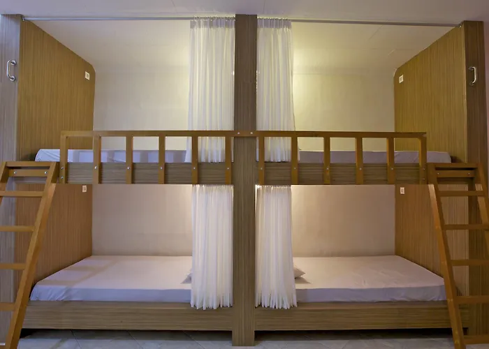 Hotel Kuta At Simpang