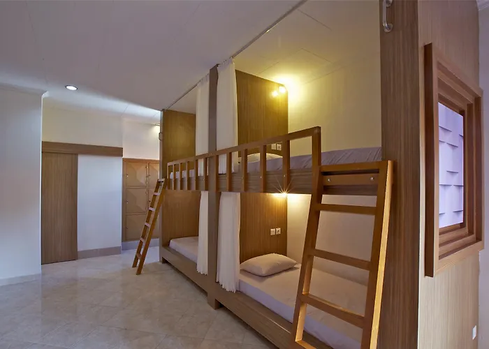 Hotel Kuta At Simpang Kuta (Bali)